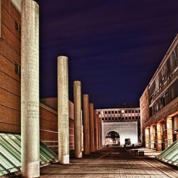 Bild: Germanisches Museum Nürnberg Deutschland (archit-nacht-nbg-001.jpg)