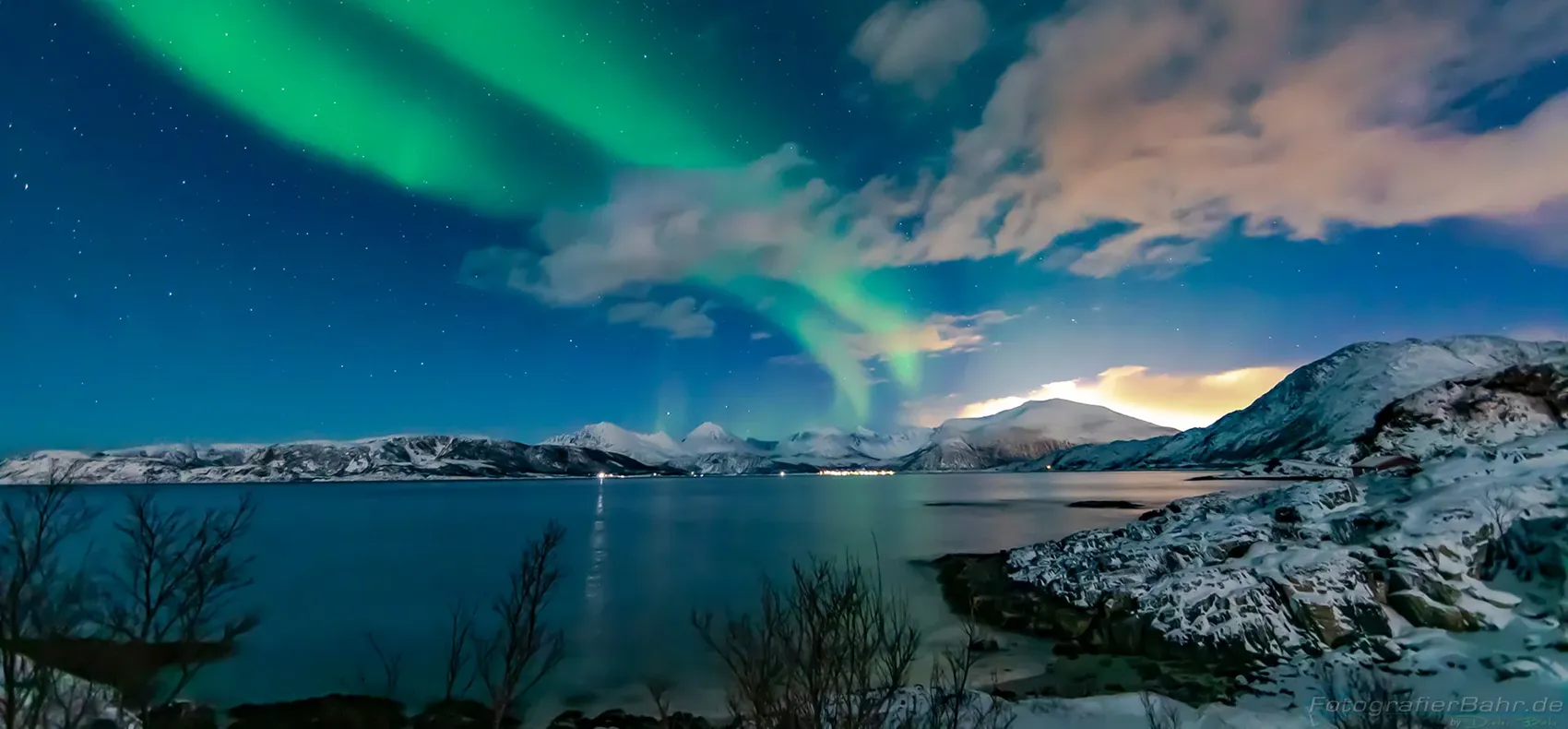 Polarlichter in Sommarøy, Norwegen (Aurora Boralis)