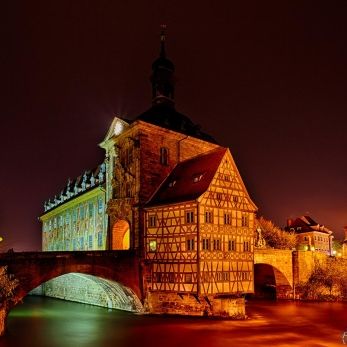 Bild: Rathaus Bamberg Deutschland (archit-nacht-bamberg-001.jpg)