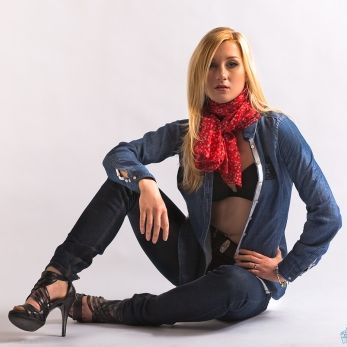 Bild: Cathleen (model-cathleen02.jpg)