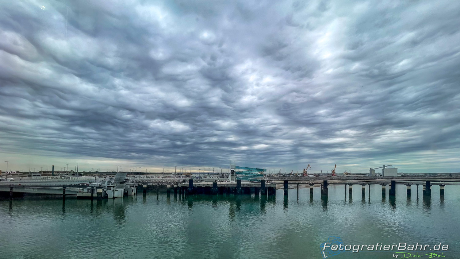 Calais Hafen