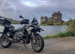 R1200GS-Eilean-Donan-Castle.jpg